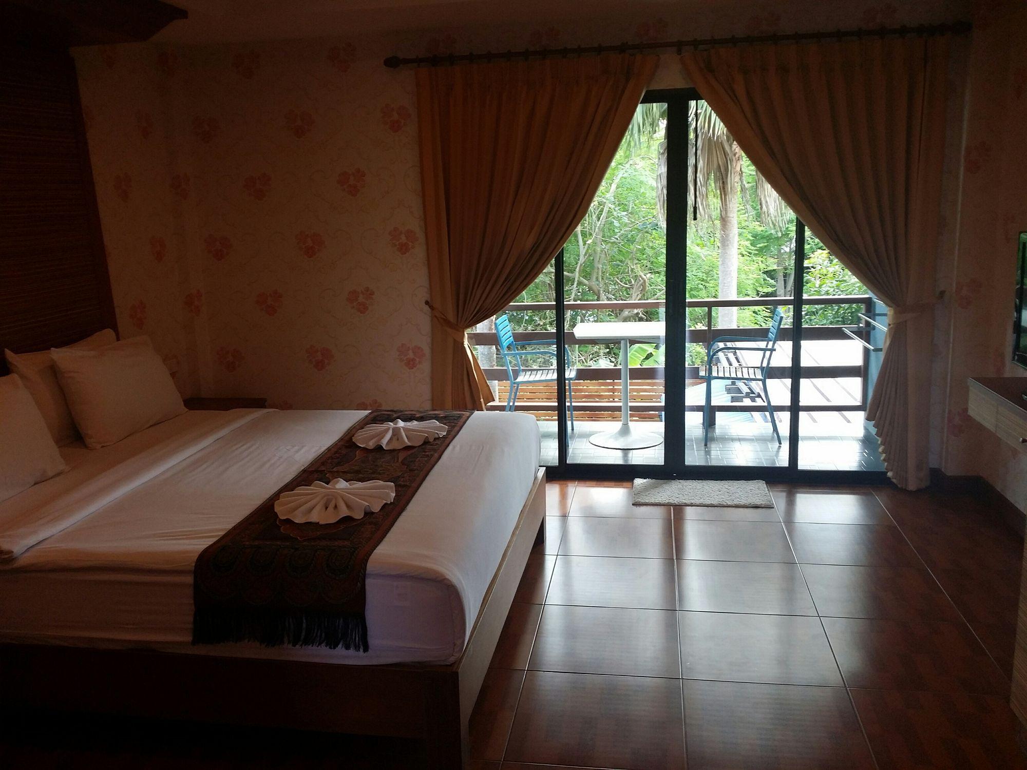 Baan I Un Pool Villa Chonburi Exteriör bild